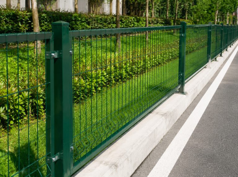 兴文县市政道路隔离护栏网
